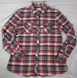 Field & Stream Red and Green Plaid Button Down Shirt